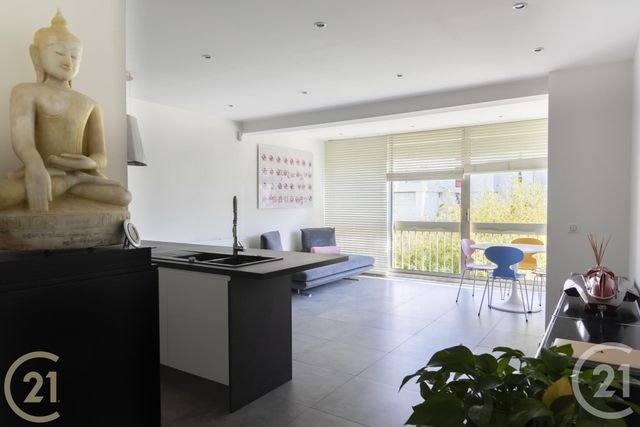 Appartement F3 à vendre - 3 pièces - 64,53 m2 - Mandelieu La Napoule - 06 - PROVENCE-ALPES-COTE-D-AZUR
