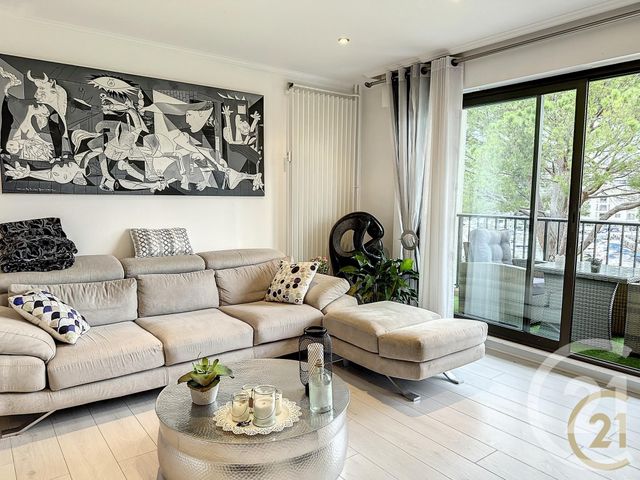 Appartement F2 à vendre - 2 pièces - 46,20 m2 - Mandelieu La Napoule - 06 - PROVENCE-ALPES-COTE-D-AZUR