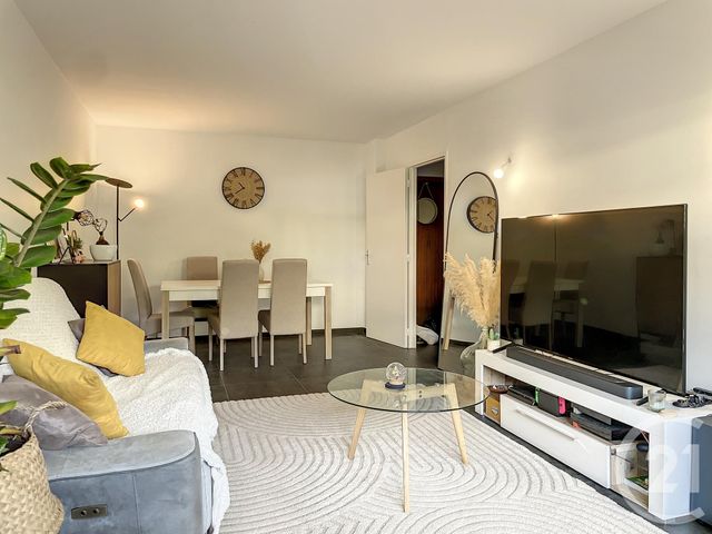 Appartement F2 à vendre - 2 pièces - 46,58 m2 - Mandelieu La Napoule - 06 - PROVENCE-ALPES-COTE-D-AZUR