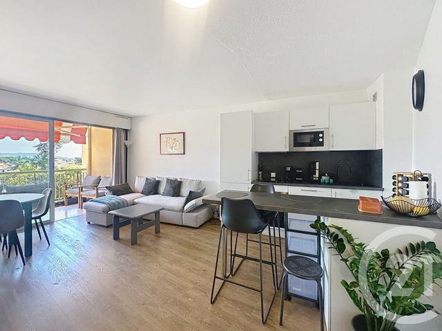 Appartement F2 à vendre - 2 pièces - 37,51 m2 - Mandelieu La Napoule - 06 - PROVENCE-ALPES-COTE-D-AZUR