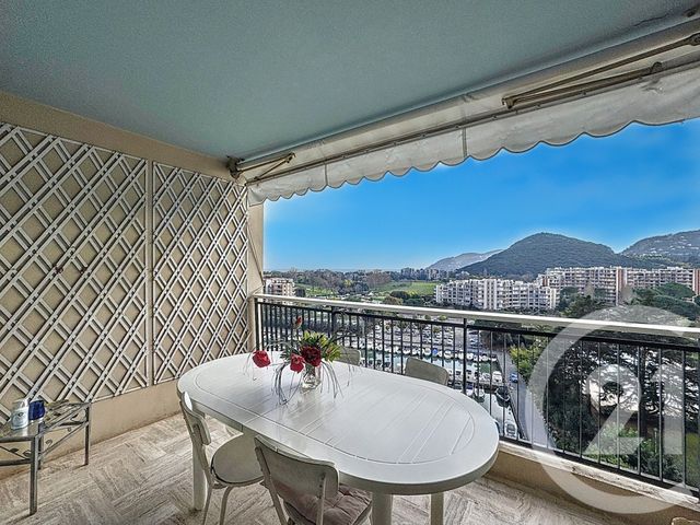 Appartement F3 à vendre - 3 pièces - 70,64 m2 - Mandelieu La Napoule - 06 - PROVENCE-ALPES-COTE-D-AZUR