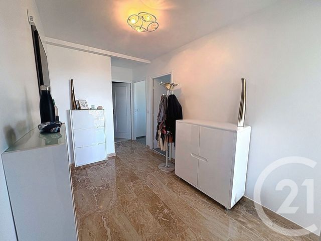 Appartement F3 à vendre - 3 pièces - 78 m2 - Mandelieu La Napoule - 06 - PROVENCE-ALPES-COTE-D-AZUR