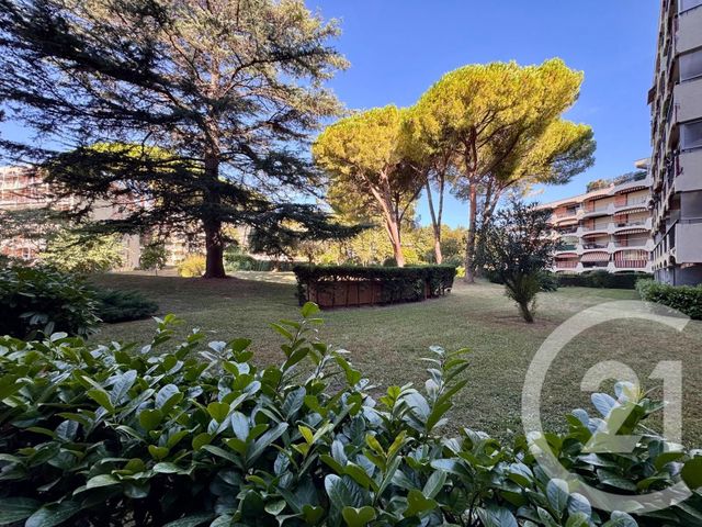 Appartement F2 à vendre - 2 pièces - 51,51 m2 - Mandelieu La Napoule - 06 - PROVENCE-ALPES-COTE-D-AZUR