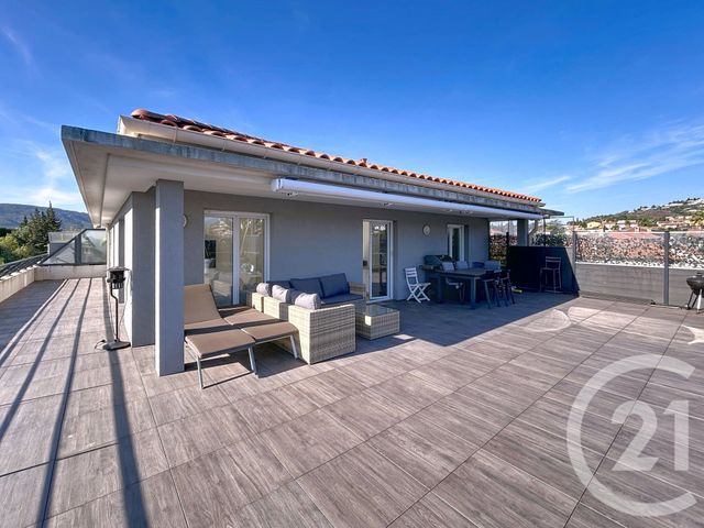 Appartement F4 à vendre - 4 pièces - 92 m2 - Mandelieu La Napoule - 06 - PROVENCE-ALPES-COTE-D-AZUR