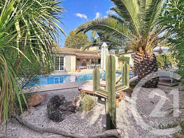 Maison à vendre - 4 pièces - 130 m2 - Mandelieu La Napoule - 06 - PROVENCE-ALPES-COTE-D-AZUR