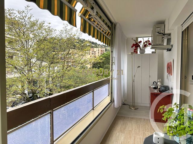 Appartement F1 à vendre - 2 pièces - 44,28 m2 - Mandelieu La Napoule - 06 - PROVENCE-ALPES-COTE-D-AZUR