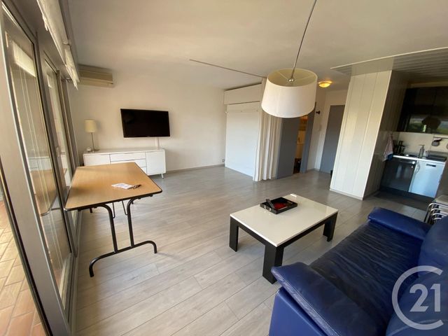 Appartement F1 à louer MANDELIEU LA NAPOULE