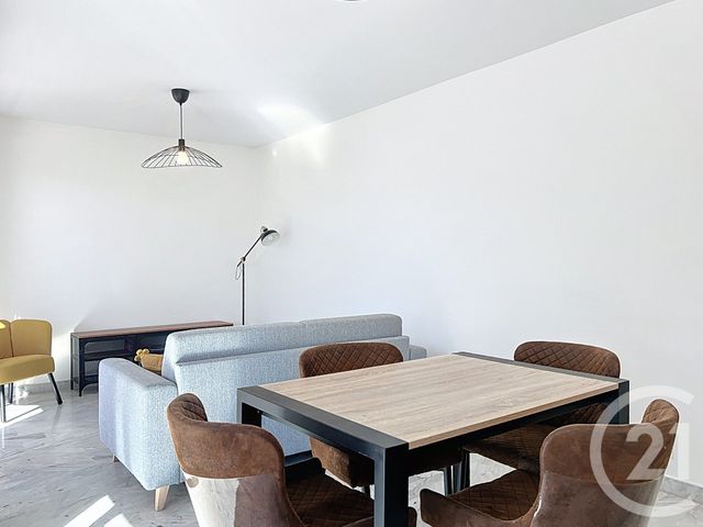 Appartement T2 à louer - 2 pièces - 48,13 m2 - Mandelieu La Napoule - 06 - PROVENCE-ALPES-COTE-D-AZUR