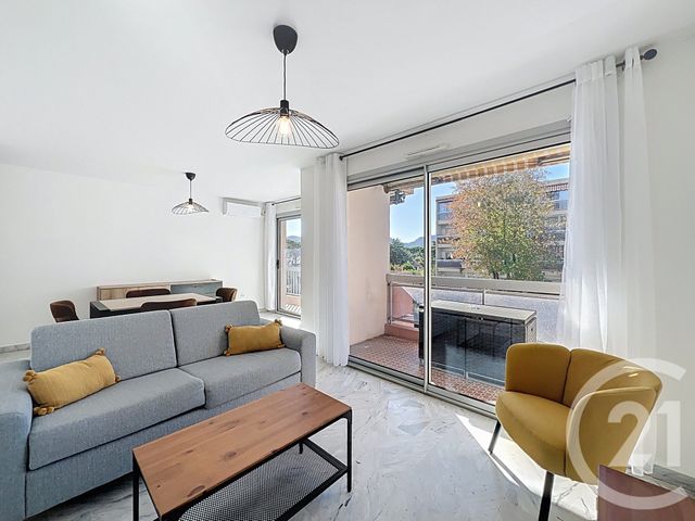 Appartement T2 à louer - 2 pièces - 48,13 m2 - Mandelieu La Napoule - 06 - PROVENCE-ALPES-COTE-D-AZUR
