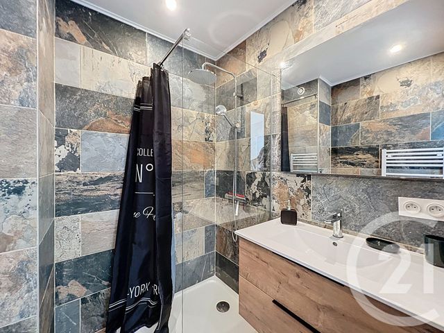 Appartement T2 à louer - 2 pièces - 48,13 m2 - Mandelieu La Napoule - 06 - PROVENCE-ALPES-COTE-D-AZUR