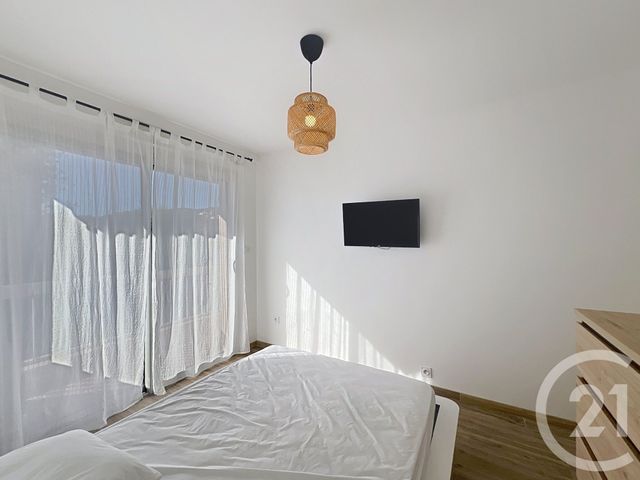 Appartement T2 à louer - 2 pièces - 48,13 m2 - Mandelieu La Napoule - 06 - PROVENCE-ALPES-COTE-D-AZUR