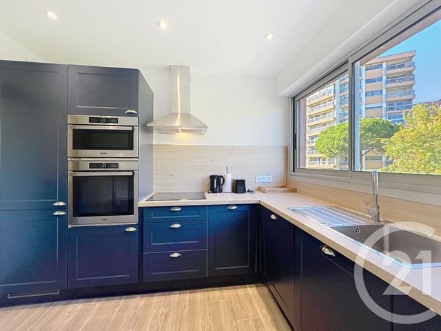 Appartement T2 à louer - 2 pièces - 48,13 m2 - Mandelieu La Napoule - 06 - PROVENCE-ALPES-COTE-D-AZUR